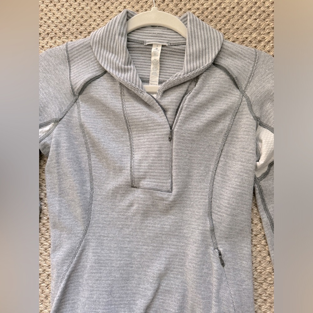 Lululemon Think Fast Pullover size 4